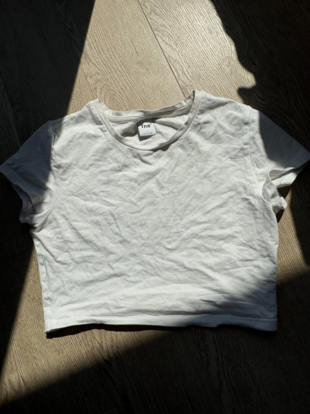 tna mini white tee